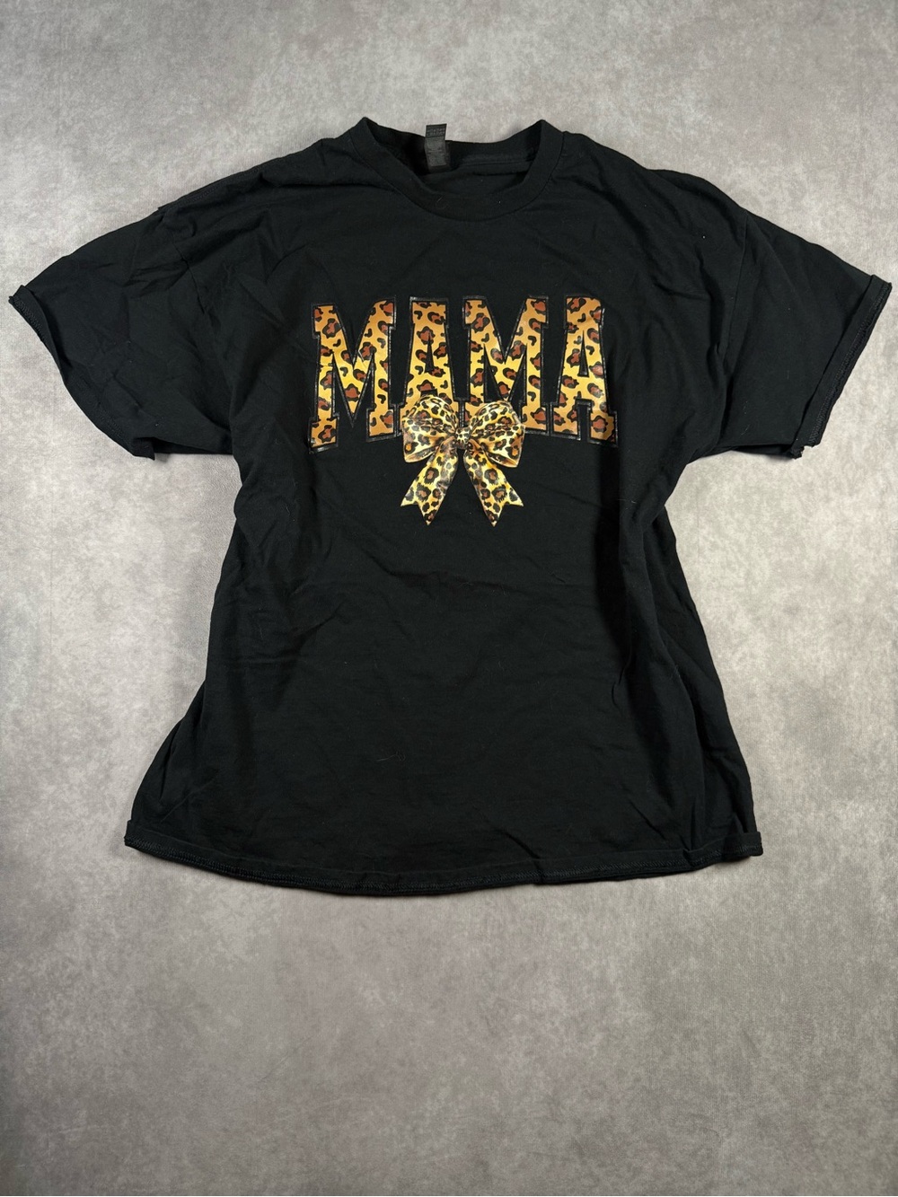 Black 'MAMA' Leopard Print Graphic Tee Gildan Size XL